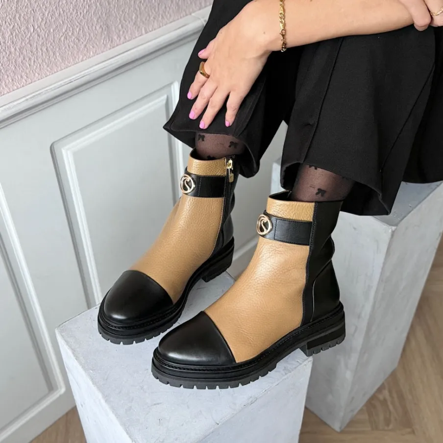 Copenhagen Shoes Ankelstøvler^ALL GOOD VIBES ONLY - BLACK/CAMEL Allgood vibes only boot black camel