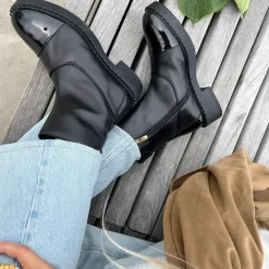Copenhagen Shoes Ankelstøvler^AMIE BOOTS PATENT - BLACK PATENT Amieboots patent boot black patent