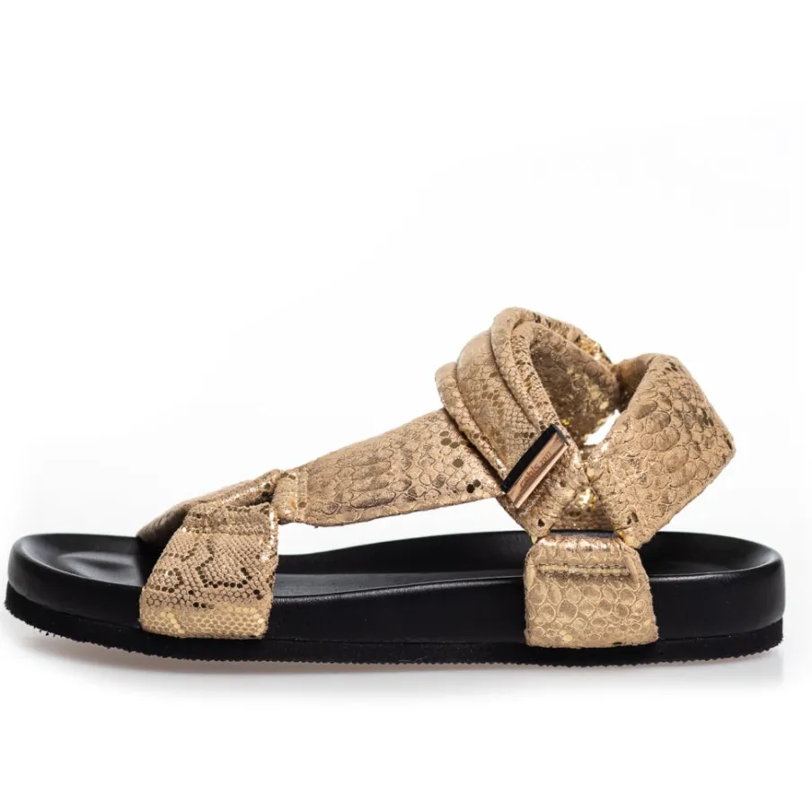 Copenhagen Shoes Flade Sandaler^CARRIE MOON - Gold Snake Carriemoon sandal gold snake