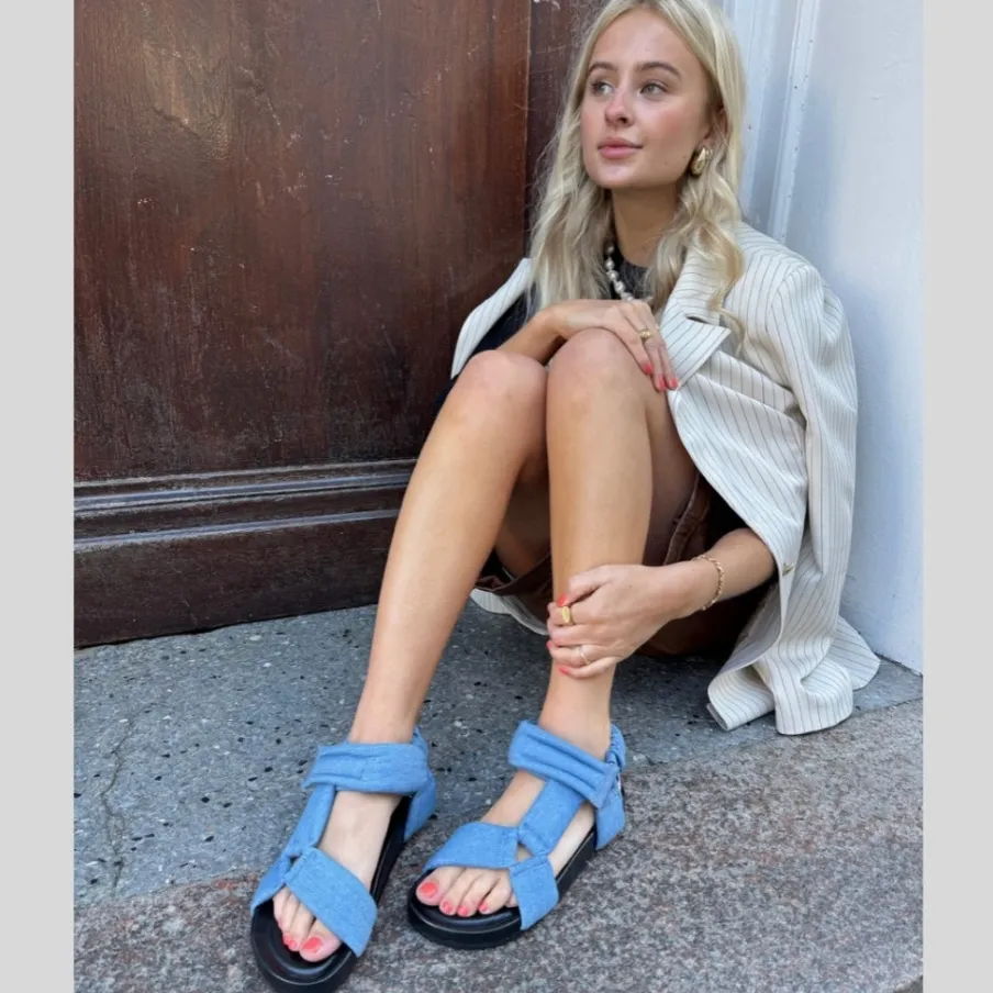 Copenhagen Shoes Flade Sandaler^COPENHAGEN SUMMER - DENIM - Light blue