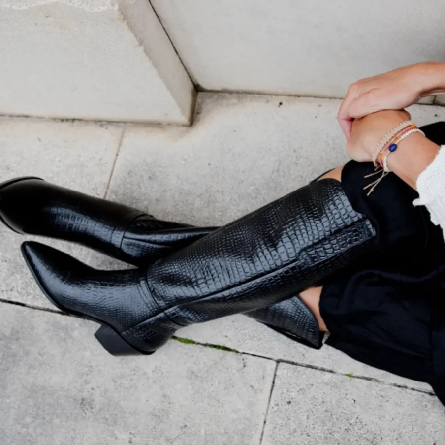 Copenhagen Shoes Støvler Med Hæl|Lange Støvler^DIVIDED - Black croco