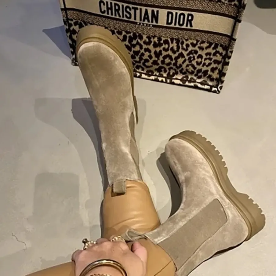 Copenhagen Shoes Chelsea Boots|Ankelstøvler^GOING SUEDE 22 COPENHAGEN - Taupe Suede Goingsuede 22 copenhagen boot taupe suede