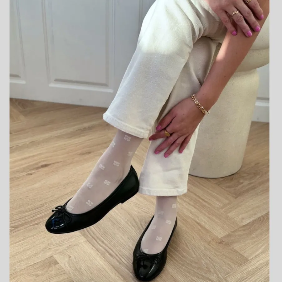 Copenhagen Shoes Ballerinasko^LIKE MOVING - PATENT TOE - Black patent
