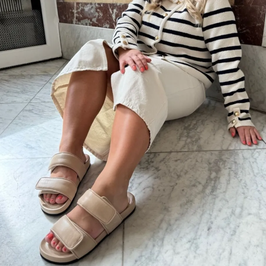 Copenhagen Shoes Flade Sandaler^MAKE IT WORK - Beige
