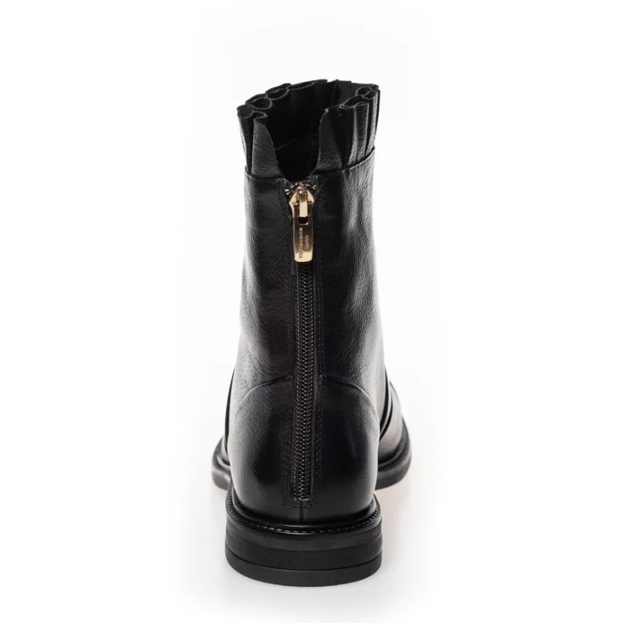 Copenhagen Shoes Ankelstøvler^MARGARET - BLACK W/PATENT TOE Margaretboot black w patent toe