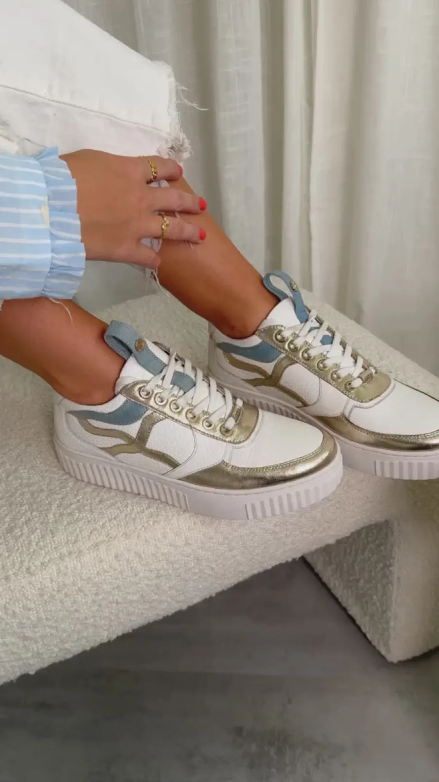 Copenhagen Shoes Sneakers^SUNSHINE LADY - WHITE/DENIM/GOLD White denim gold