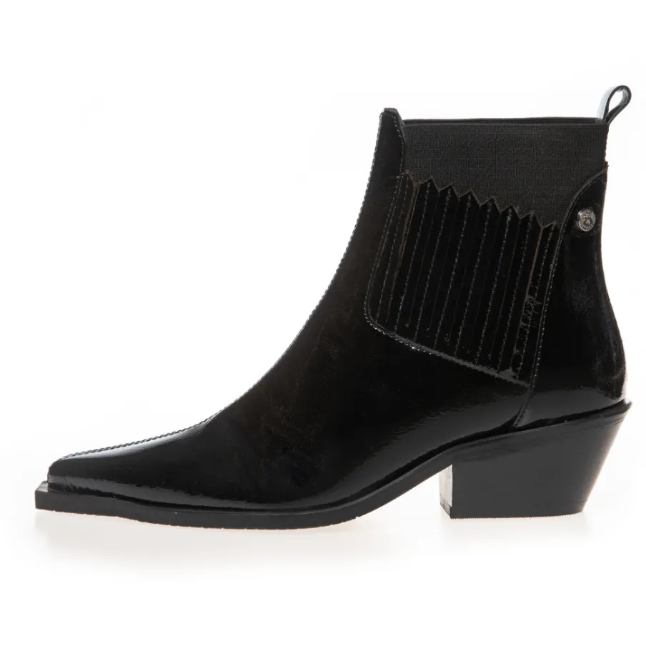 Copenhagen Shoes Ankelstøvler^THE WALKING BOOT PATENT - BLACK PATENT Thewalking boot patent pre order del end september stoevler black patent