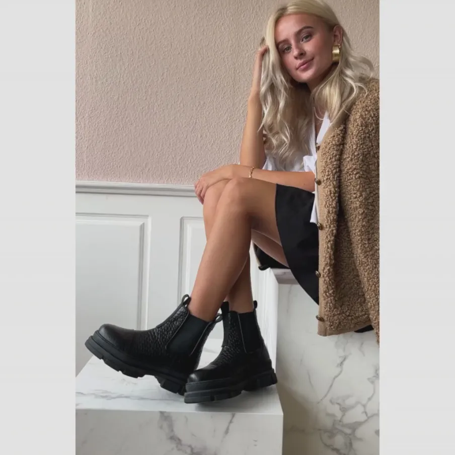 Copenhagen Shoes Chelsea Boots|Ankelstøvler^YOU AND ME ORIGINAL - BLACK Youand me original boot black